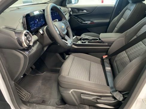 New 2026 Chevrolet Equinox LT w/ Safety and Technology Package AWD/4WD image 24