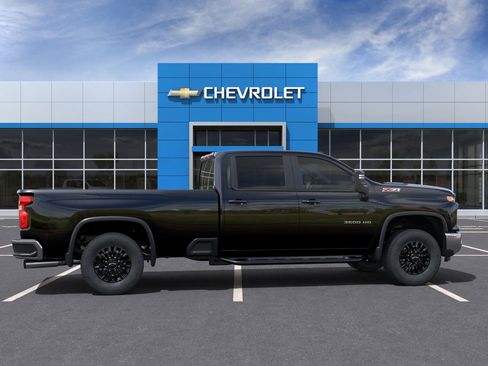New 2025 Chevrolet Silverado 3500 LT image 5