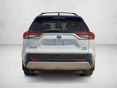 Used 2023 Toyota RAV4 XSE AWD/4WD image 8