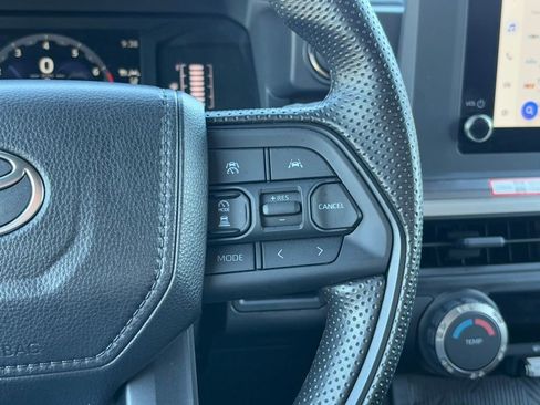 Used 2025 Toyota Tacoma SR5 image 17