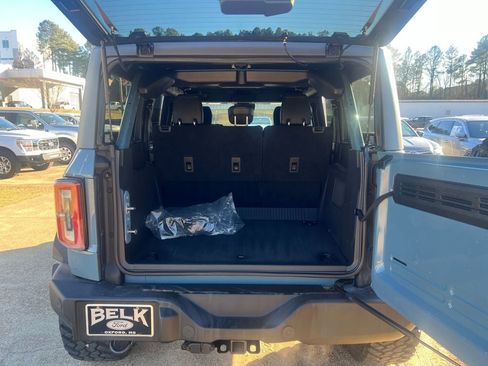 Used 2022 Ford Bronco Wildtrak image 14