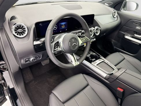 New 2026 Mercedes-Benz GLA 250 4MATIC image 10