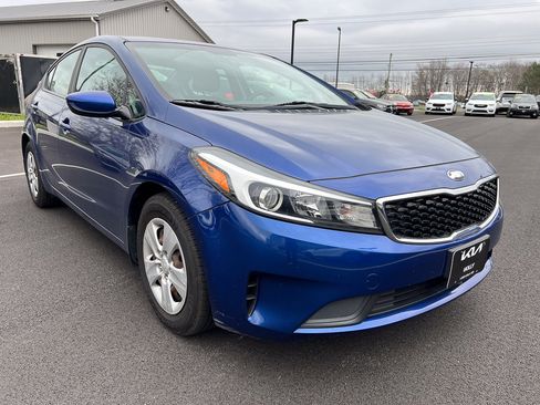 Used 2017 Kia Forte LX image 8