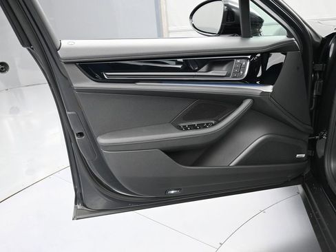 New 2026 Porsche Panamera image 15