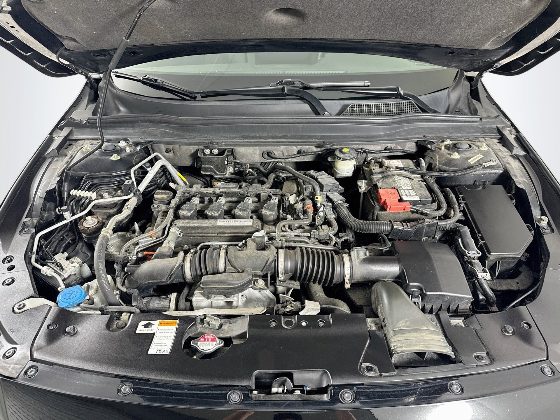 Used 2018 Honda Accord EX image 32
