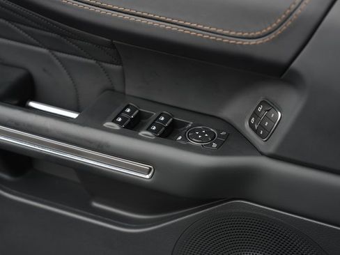 Certified 2023 Ford Expedition Platinum image 29