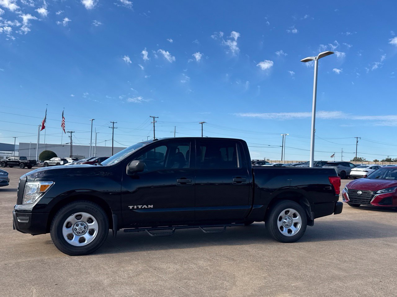 Used 2021 Nissan Titan S w/ S Utility Package RWD image 16