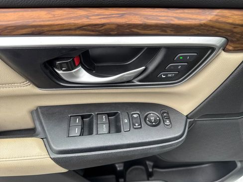 Used 2019 Honda CR-V EX-L image 19