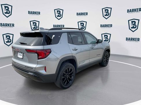 Used 2025 GMC Terrain Elevation w/ Black Edition AWD/4WD image 9