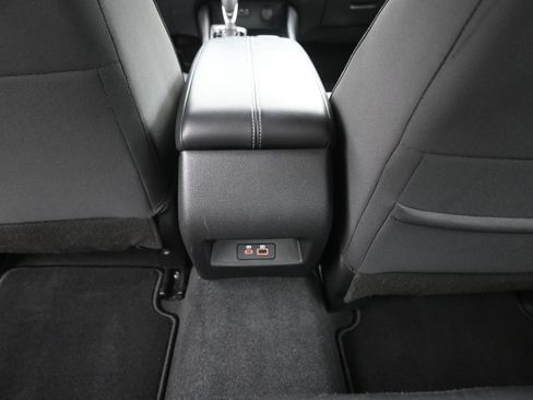 Used 2024 Nissan Altima 2.5 SV image 21