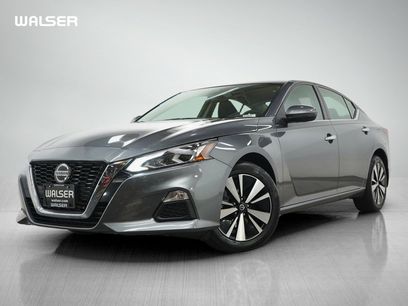Used 2021 Nissan Altima 2.5 SV