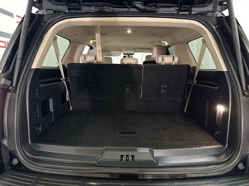 Used 2023 Ford Expedition Max XLT image 14