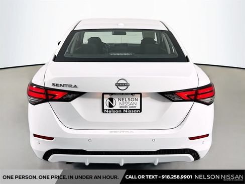 Certified 2025 Nissan Sentra SV FWD image 6