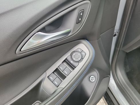 New 2026 Buick Encore GX Sport Touring FWD image 19