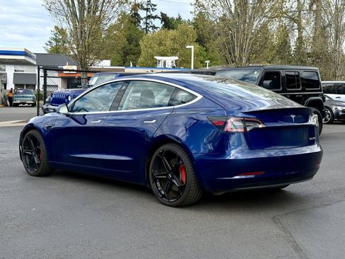 Used 2020 Tesla Model 3 Performance image 4