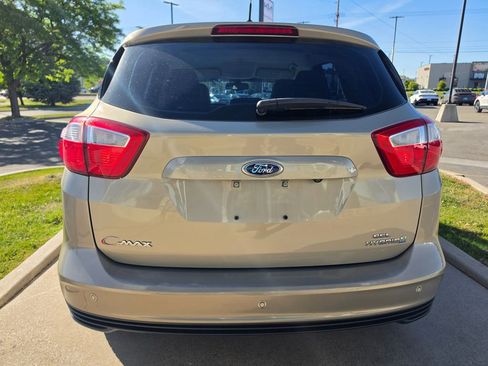 Used 2016 Ford C-MAX SEL w/ Equipment Group 302A FWD image 6