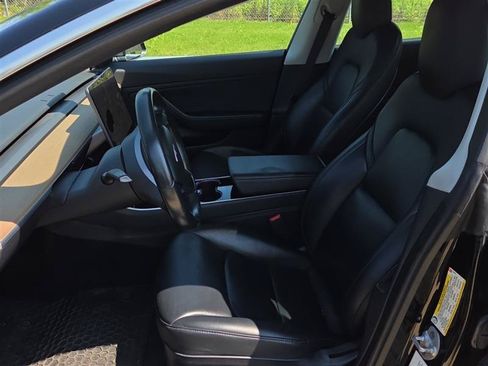 Used 2019 Tesla Model 3 Standard Range Plus RWD image 6