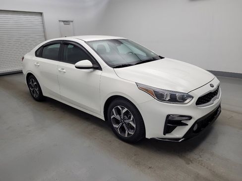 Used 2020 Kia Forte LXS FWD image 11
