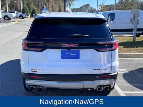 Used 2024 GMC Acadia Elevation image 6