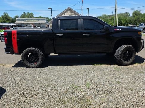 Used 2021 Chevrolet Silverado 1500 Custom Trail Boss w/ Midnight Edition AWD/4WD image 12