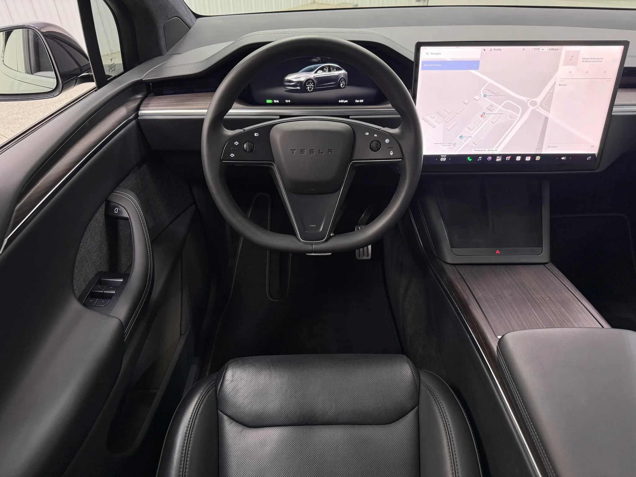 Used 2024 Tesla Model X AWD/4WD image 20