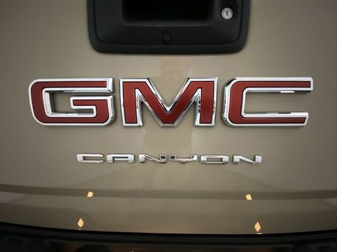 Used 2021 GMC Canyon Elevation w/ Driver Alert Package RWD image 26