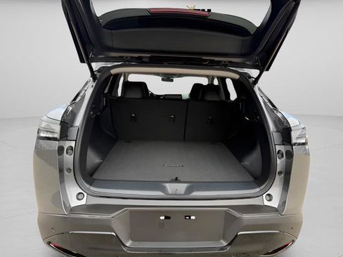Used 2025 Nissan Murano SV AWD/4WD image 12