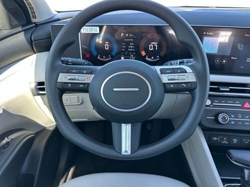 New 2026 Hyundai Tucson SE AWD/4WD image 17