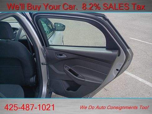 Used 2018 Ford Focus SE FWD image 23