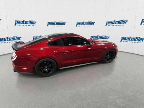 Used 2017 Ford Mustang GT Premium w/ GT Performance Package RWD image 12