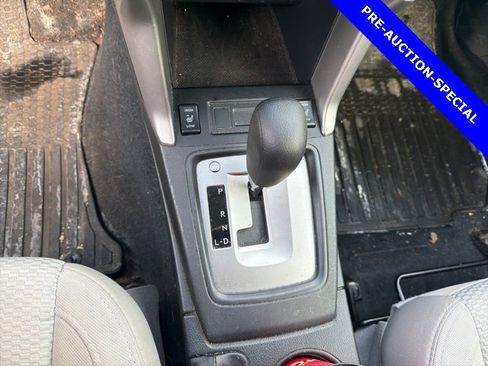 Used 2015 Subaru Forester 2.5i Premium image 14