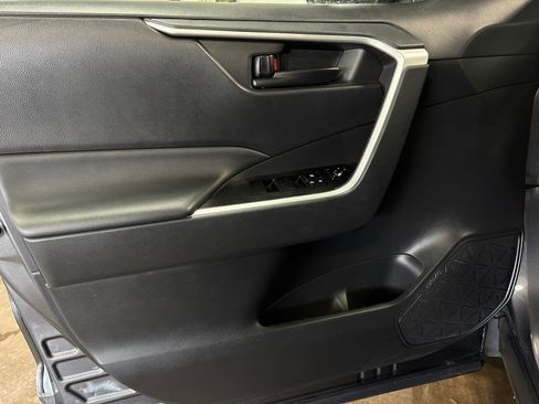 Used 2023 Toyota RAV4 LE image 16