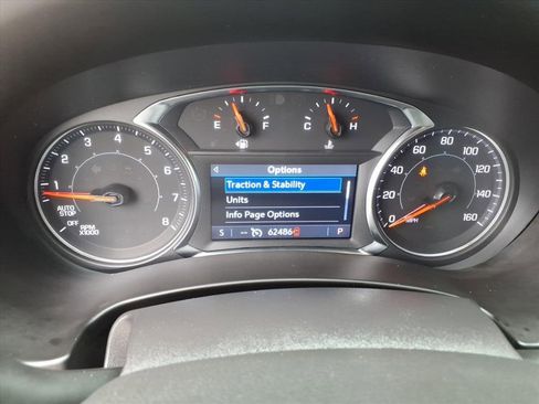 Used 2024 GMC Terrain SLT image 33