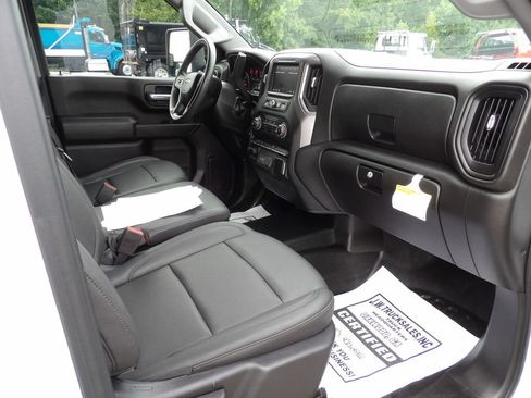 Used 2024 Chevrolet Silverado 3500 W/T w/ Snow Plow Prep Package AWD/4WD image 39