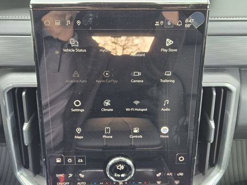 New 2026 GMC Acadia Elevation w/ Elevation Premium Package FWD image 11