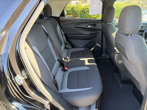 Used 2025 Chevrolet TrailBlazer LT image 26
