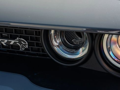 Used 2019 Dodge Challenger SRT Hellcat Redeye image 19
