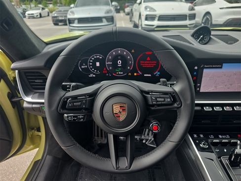 Used 2025 Porsche 911 Carrera GTS image 31