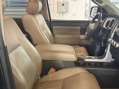 Used 2008 Toyota Sequoia SR5 image 10