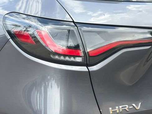 Certified 2024 Honda HR-V LX image 33