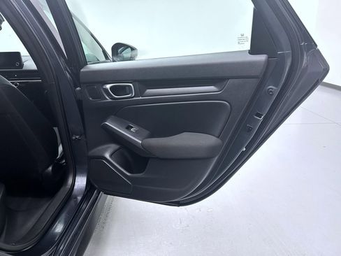 Used 2025 Honda Civic Sport image 17