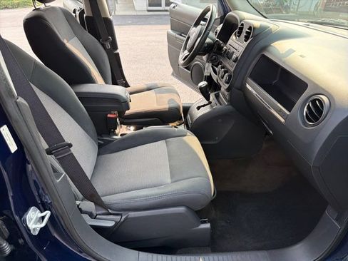 Used 2014 Jeep Patriot Latitude AWD/4WD image 22
