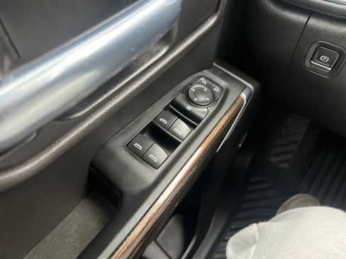 Certified 2022 Chevrolet Silverado 1500 RST w/ Redline Edition image 11