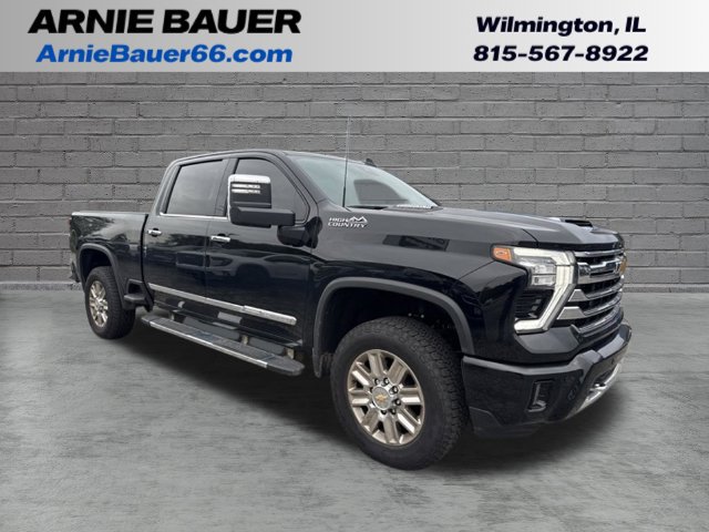 Used 2026 Chevrolet Silverado 2500 High Country w/ High Country Premium Package AWD/4WD image 1
