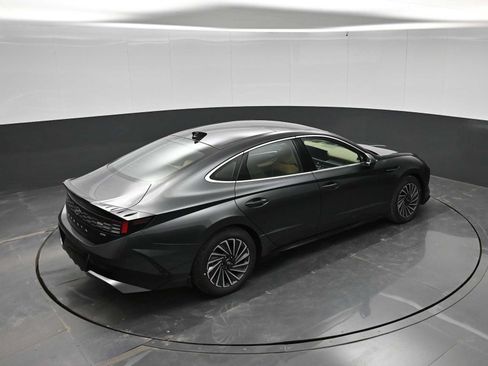 New 2026 Hyundai Sonata Limited FWD image 33