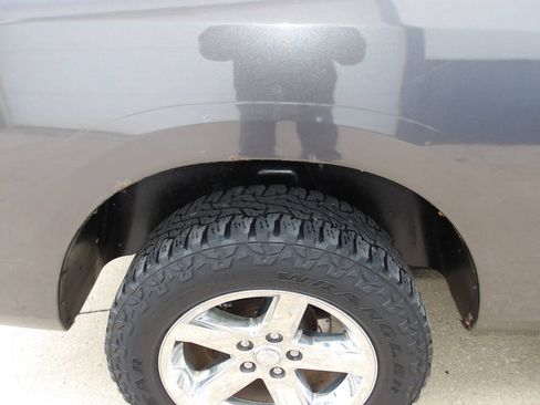 Used 2017 RAM 1500 Express w/ Express Value Package AWD/4WD image 40