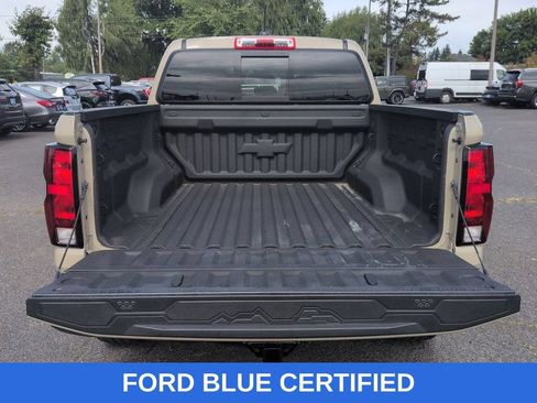 Used 2023 Chevrolet Colorado Trail Boss w/ Technology Package AWD/4WD image 25