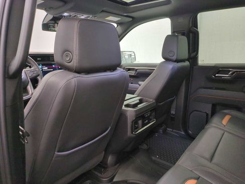 Used 2023 GMC Sierra 1500 AT4 w/ AT4 Preferred Package image 31