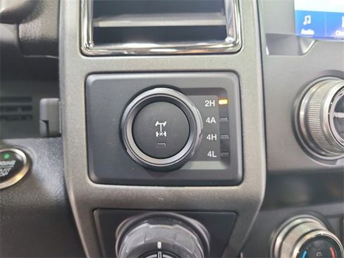 Used 2019 Ford F150 Raptor w/ Equipment Group 802A Luxury image 29