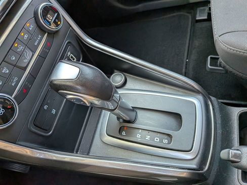 Used 2021 Ford EcoSport SE image 24